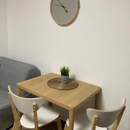 Kwatera prywatna Underground