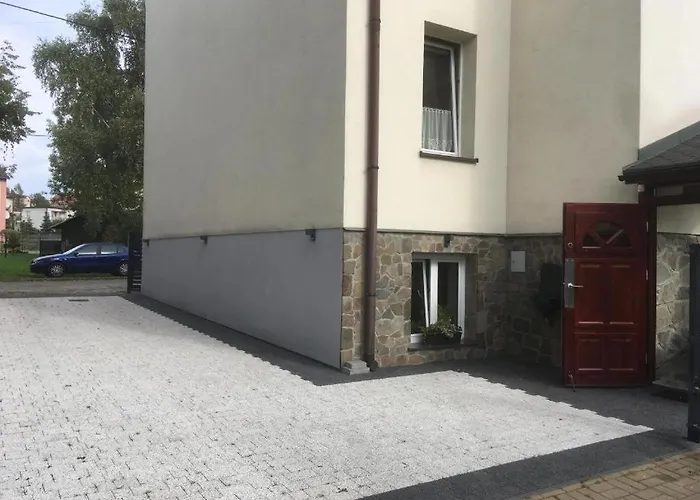 בית אירוח Underground